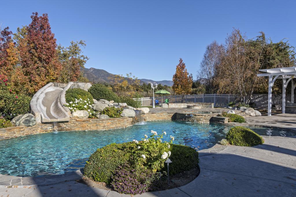 Resort Style Pool